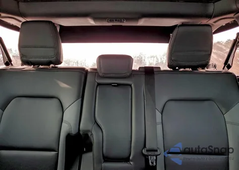 2024 Ford Bronco Black Diamond from USA, damaged, VIN 1FMEE1BP4RLA54352